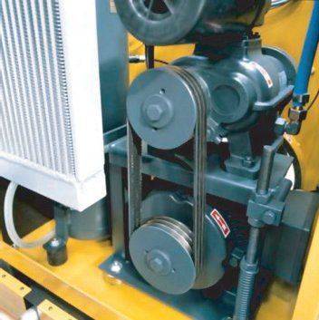 Klínový řemen se vzhledem ke svým vlastnostem jeví jako optimální způsob pohonu