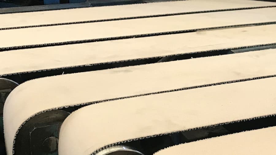 Ukázka nasazení pásů ZIPLINK v závodě na výrobu pneumatik